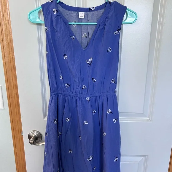 Old Navy | Dresses | Old Navy Floral Blue Dress | Poshmark